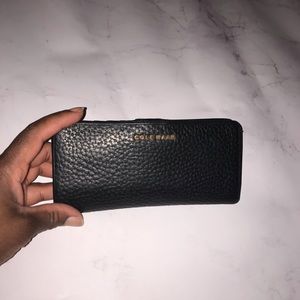 Cole Hann Wallet